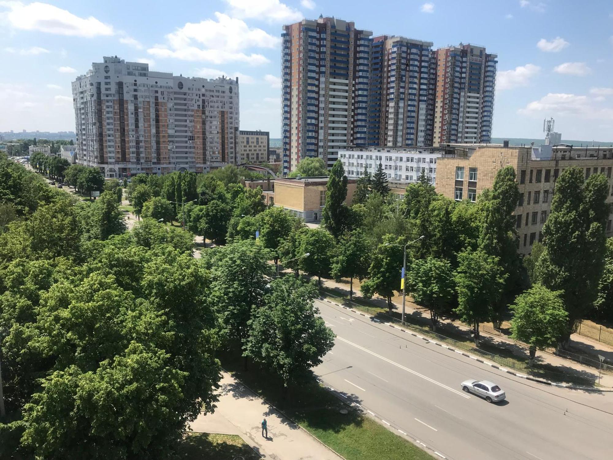 Modern Apartment With Panoramic View Near Metro 23August Kharkiv Exterior photo